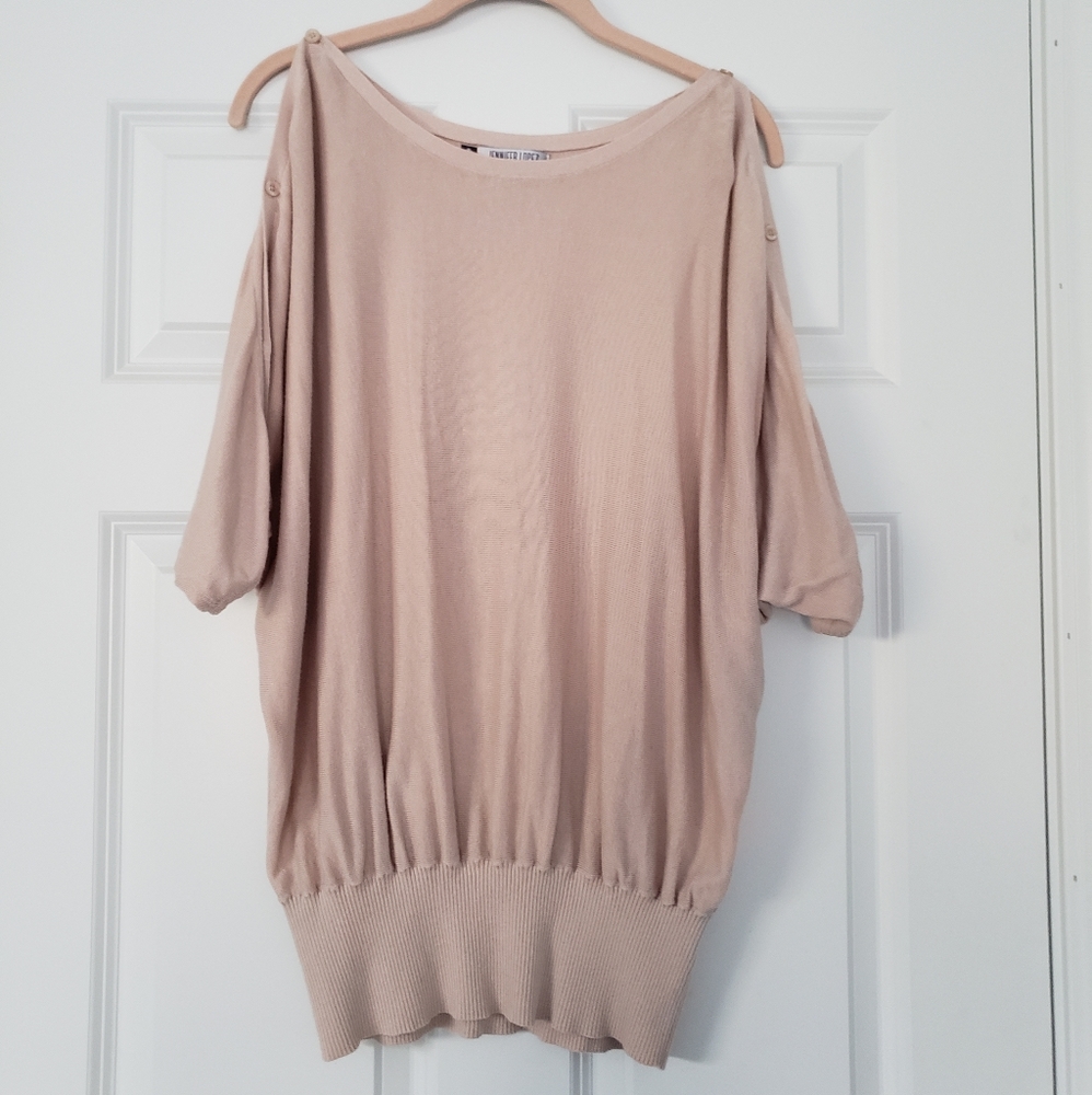 Like new!! Jenniefer Lopez sweater! (Xs)